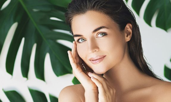 Konečně slunce a teplo! Znáte pravidla zdravého pobytu na slunci? 