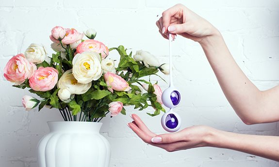 Kegelovy cviky při inkontinenci, bolestech zad i jako zpestření sexuálního života