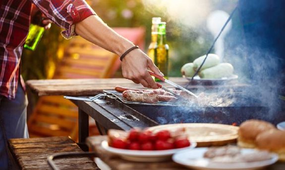 Jak vyzrát nad letními nevolnostmi?